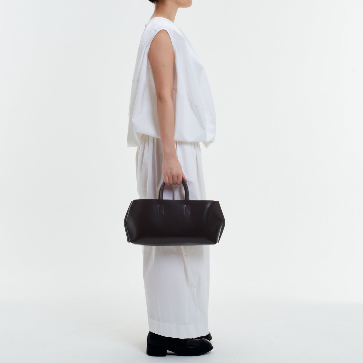 【COURTNEY ORLA / コートニーオーラ】SLOPE wine tote PVC/Pig L./Cow L. - Black/Chinese Red