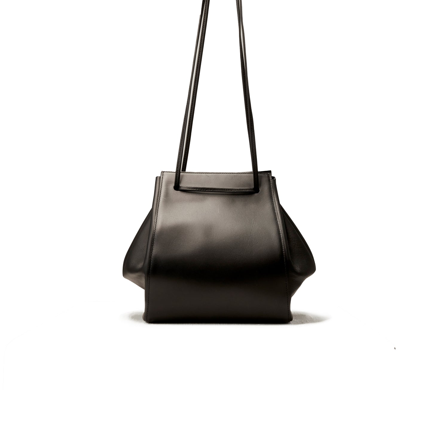 【COURTNEY ORLA / コートニーオーラ】ORB m - Black