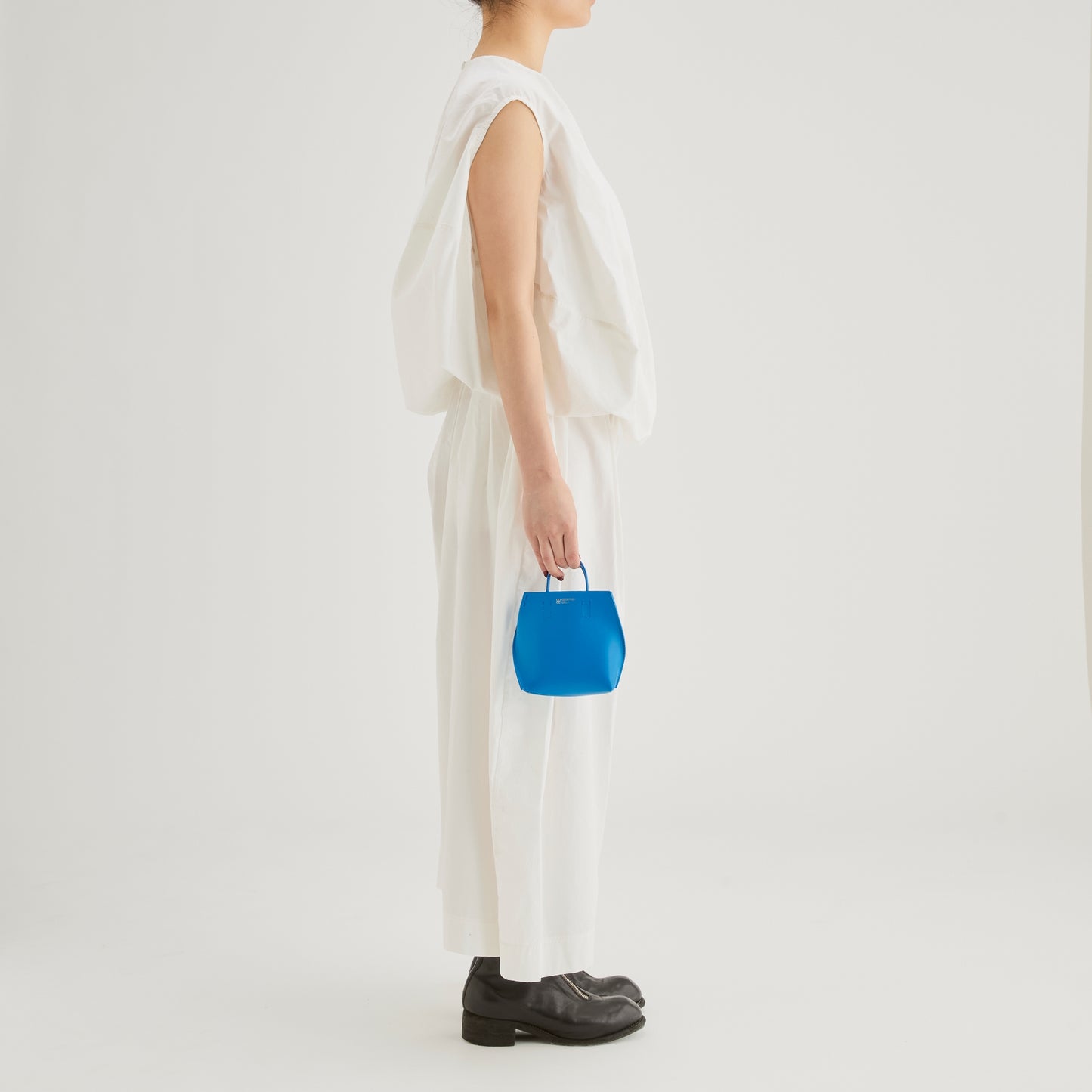 【COURTNEY ORLA / コートニーオーラ】SLOPE tote super mini Smooth L. - Blue