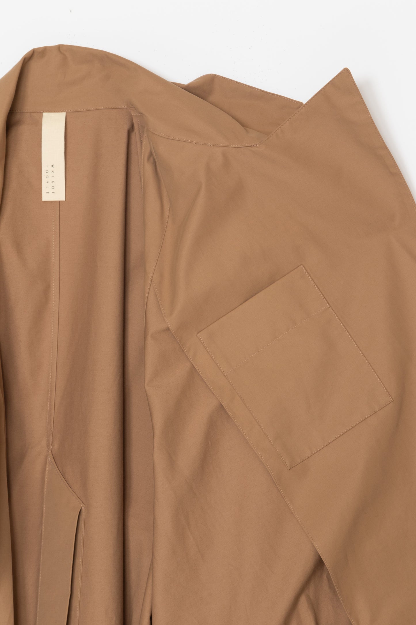 【WRIGHT+DOYLE / ライトアンドドイル】Belted Mac - Sand