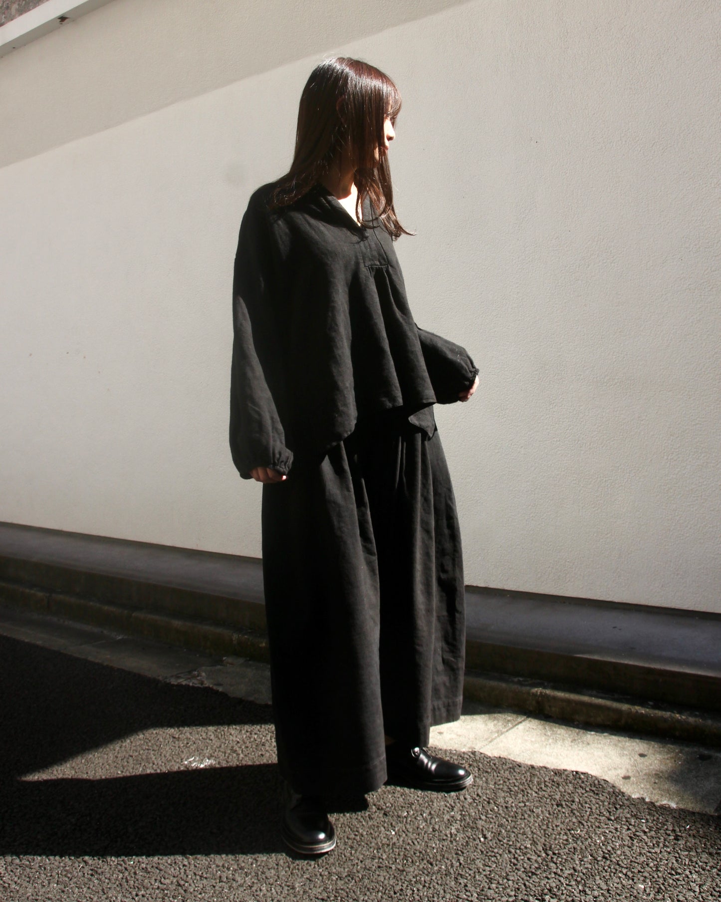 【Whiteread / ホワイトリード】Drop Crotch Trousers - Black Linen