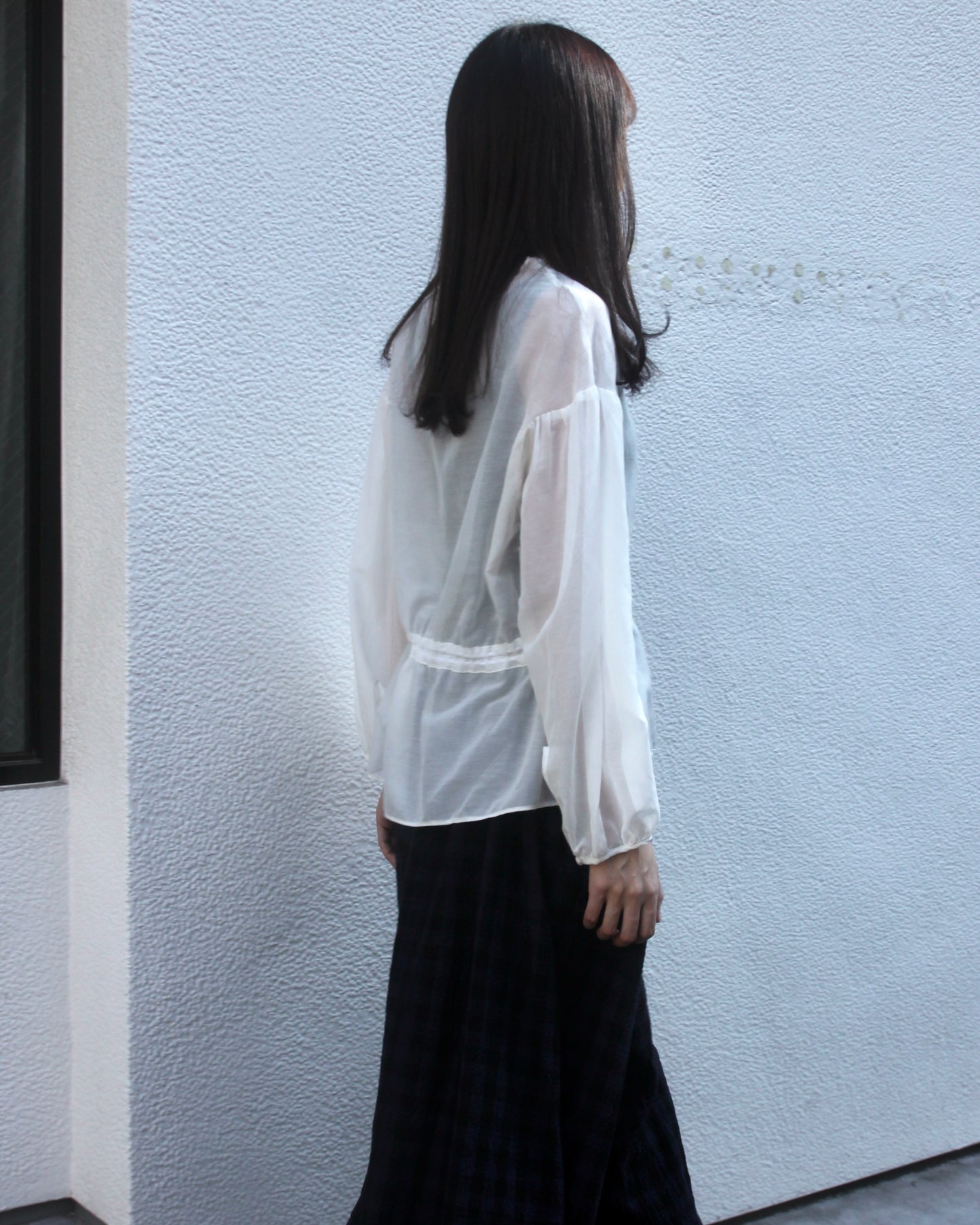CHANNEL WAIST SHIRT - WHITE