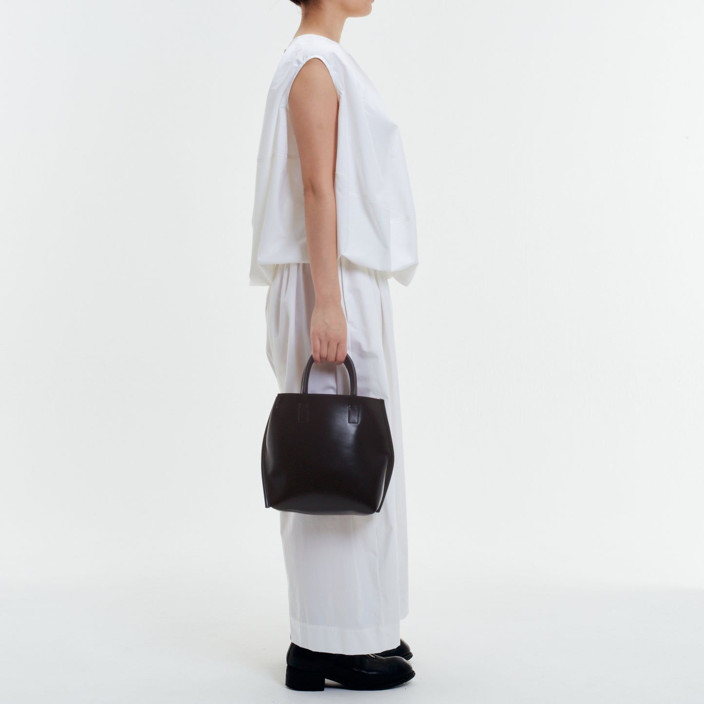 【COURTNEY ORLA / コートニーオーラ】SLOPE tote S PVC/Pig L./Cow L. - Black/Chinese Red