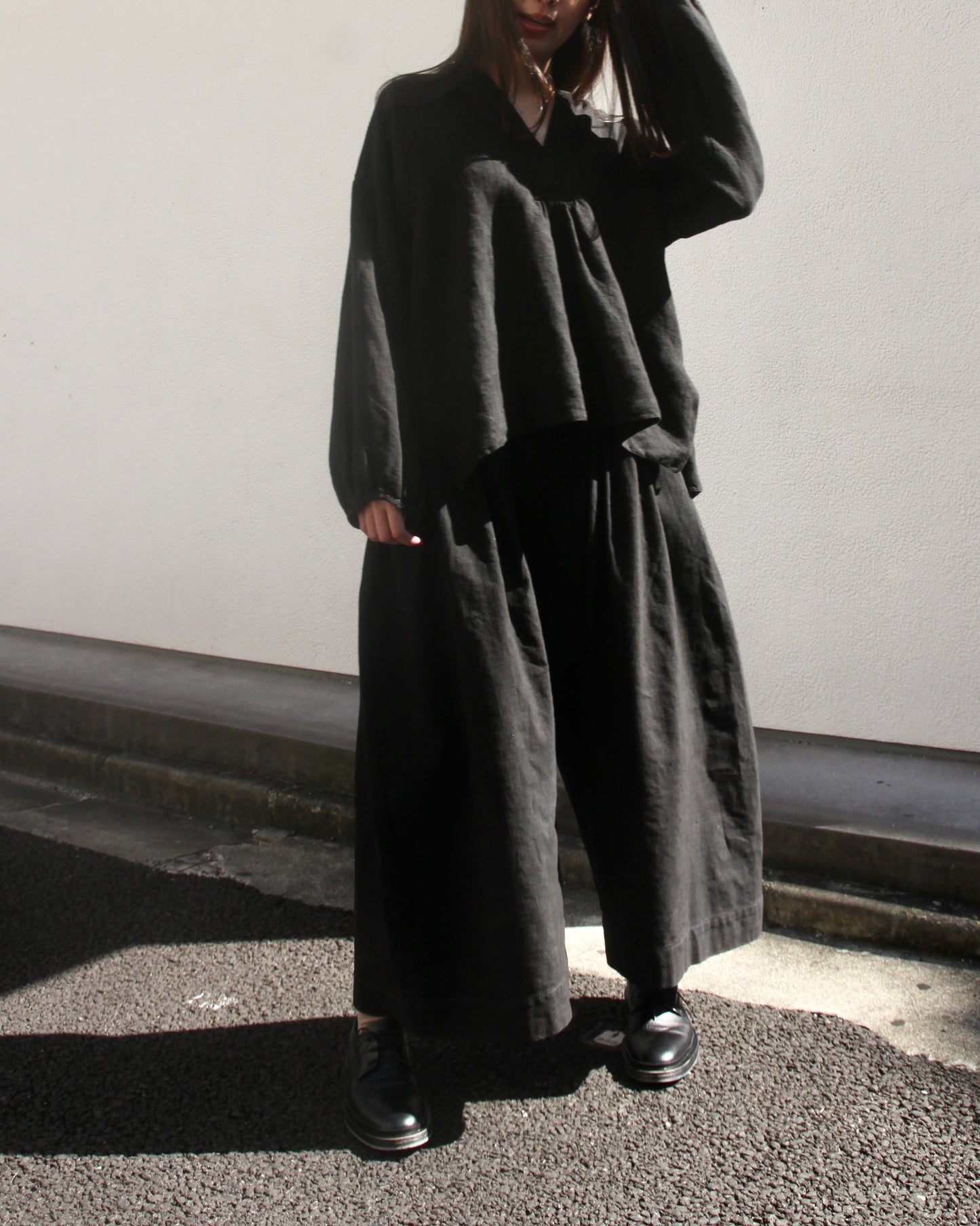 【Whiteread / ホワイトリード】Drop Crotch Trousers - Black Linen