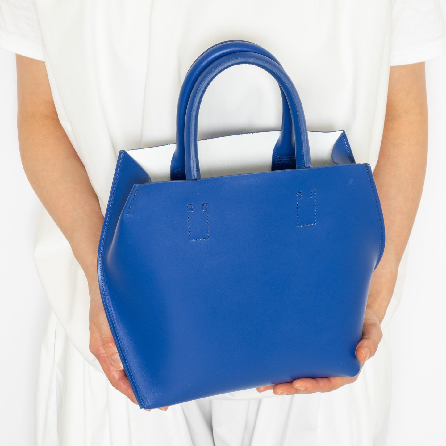 【COURTNEY ORLA / コートニーオーラ】SLOPE tote S Smooth L. - Navy