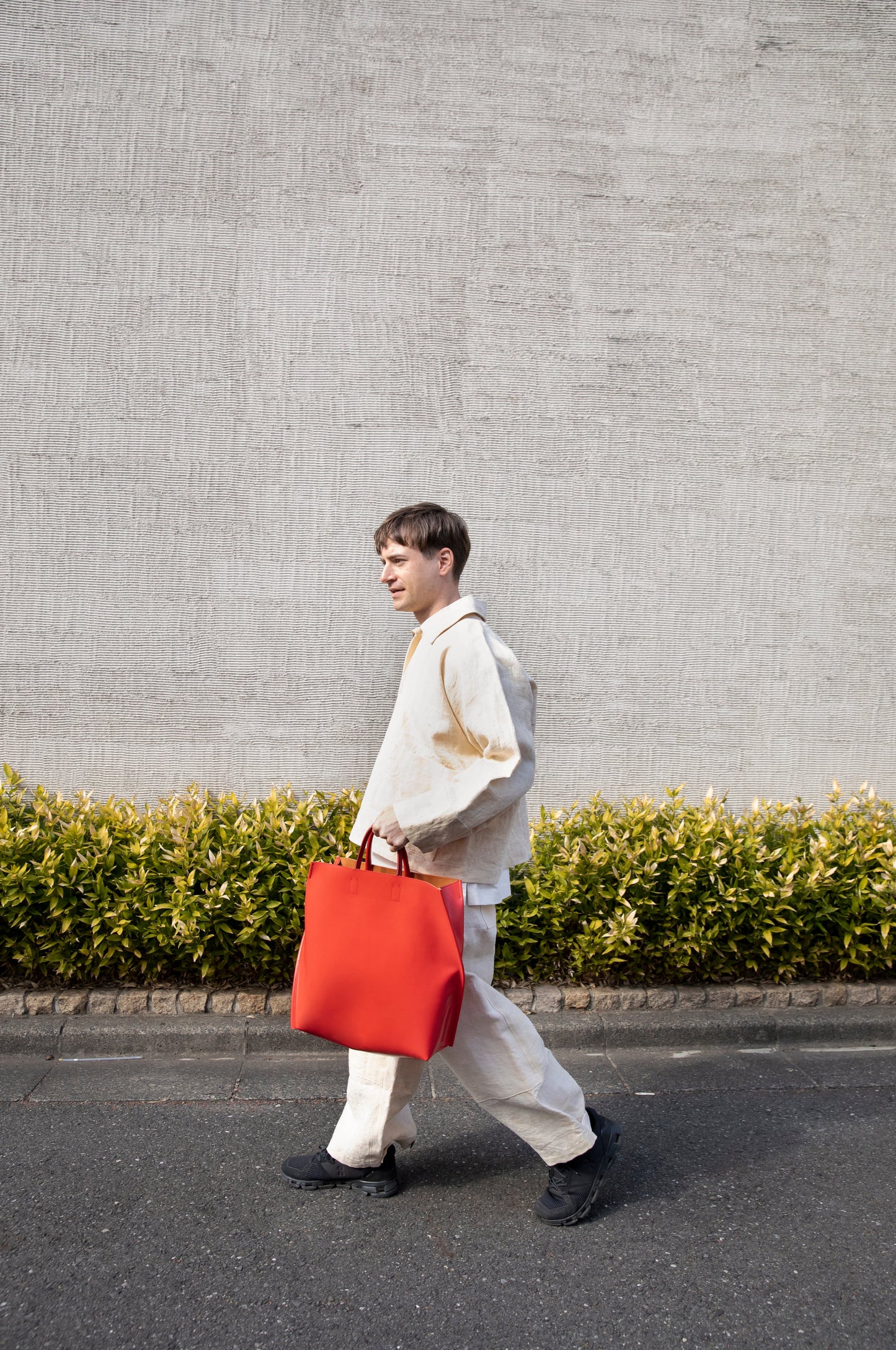 SLOPE TOTE L PVC/PIG.L/COW.L - RED/CAMEL