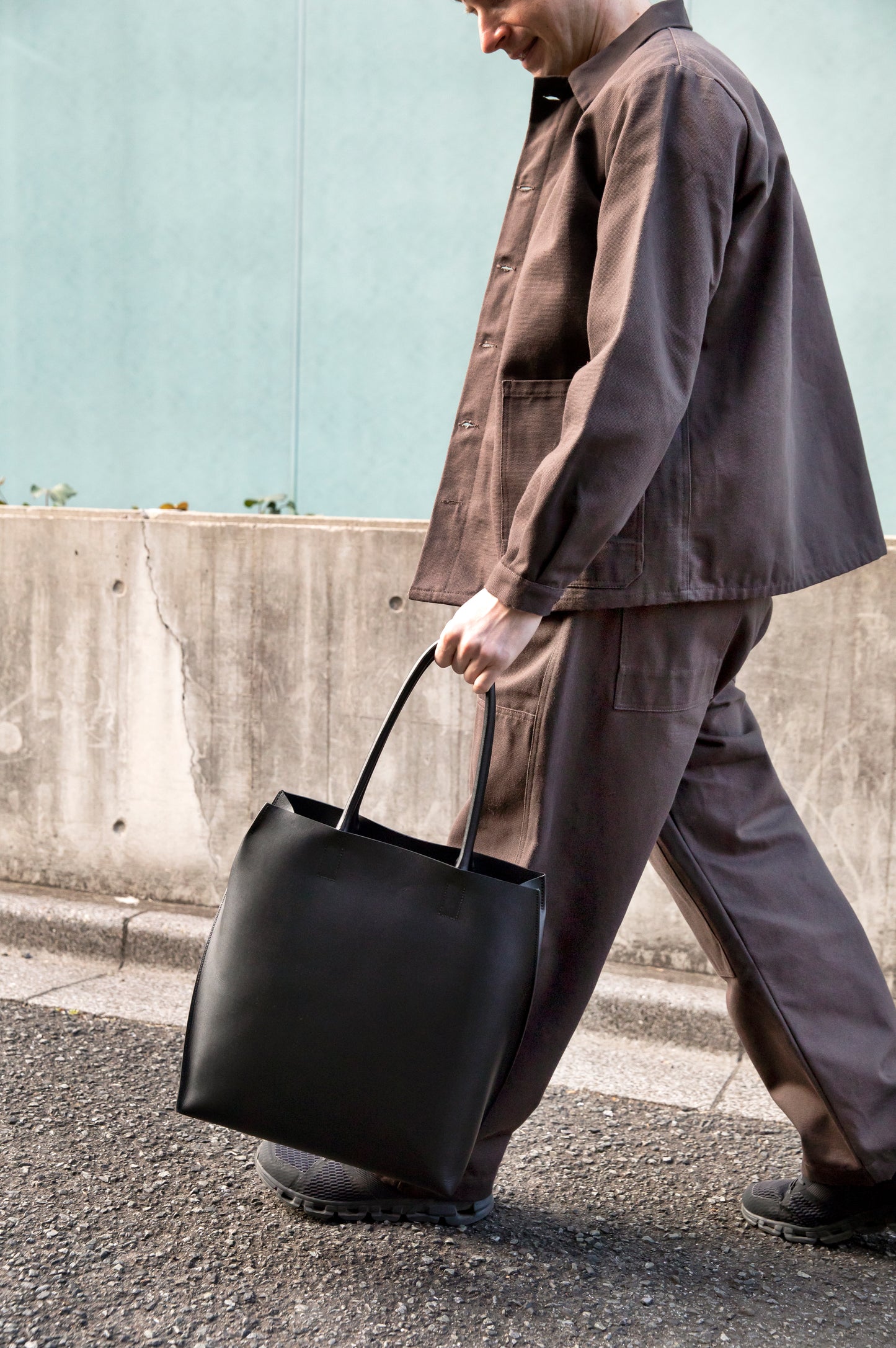 【COURTNEY ORLA / コートニーオーラ】SLOPE tote L with shoulder handle Smooth L. - Black