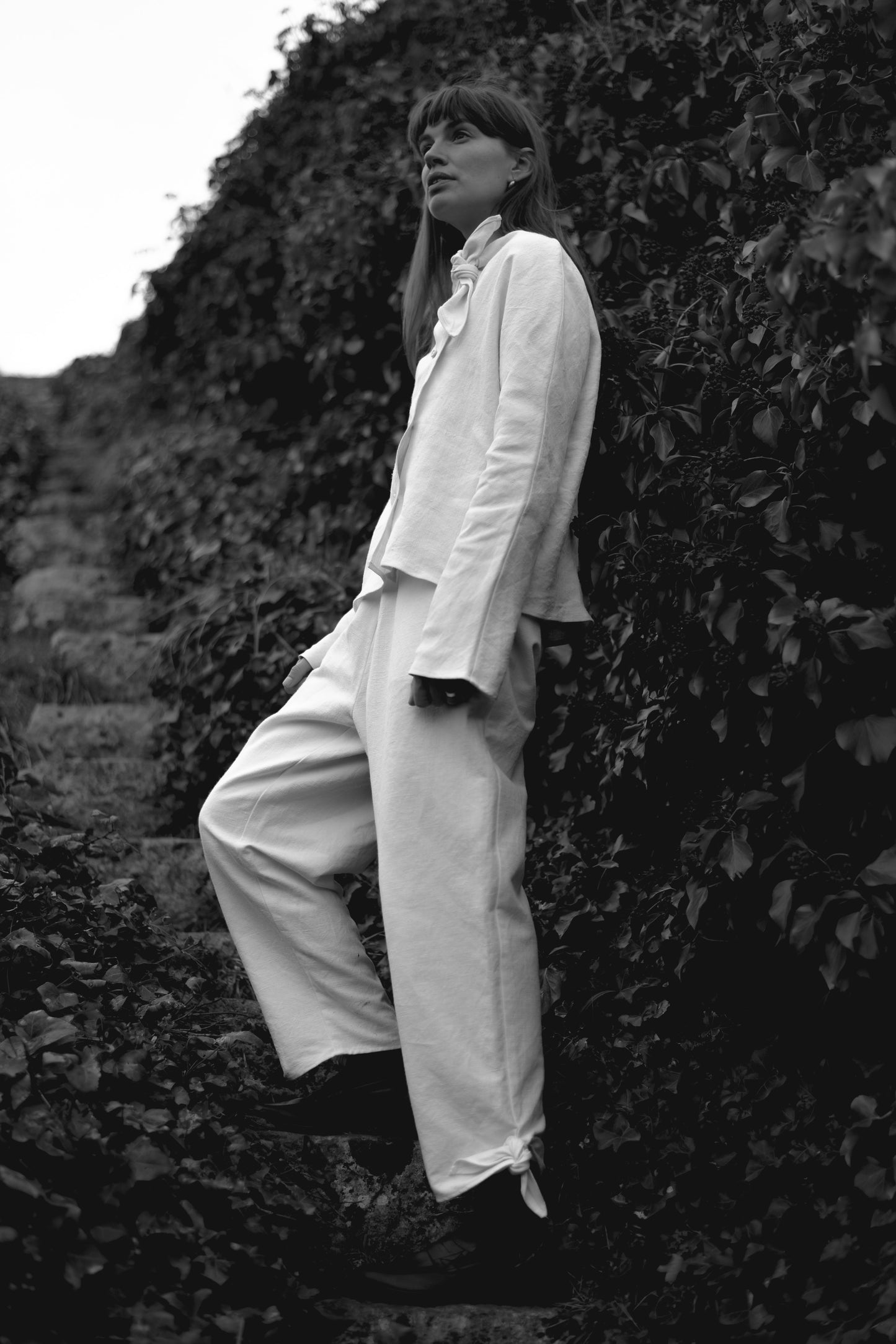 【Whiteread / ホワイトリード】Elasticated waist trousers - Natural Linen