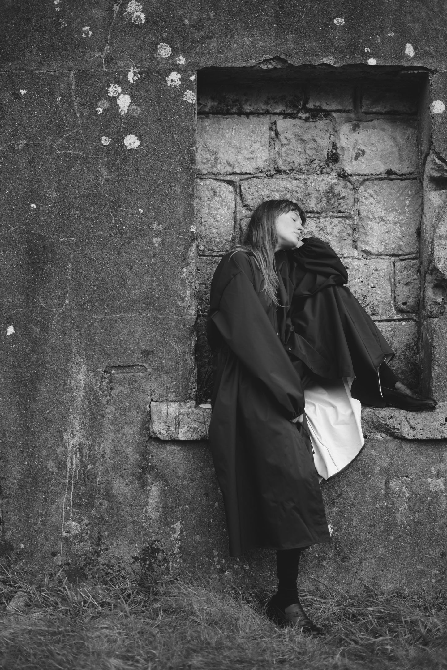 【Whiteread / ホワイトリード】Gathered channel waist tie dress - Ink