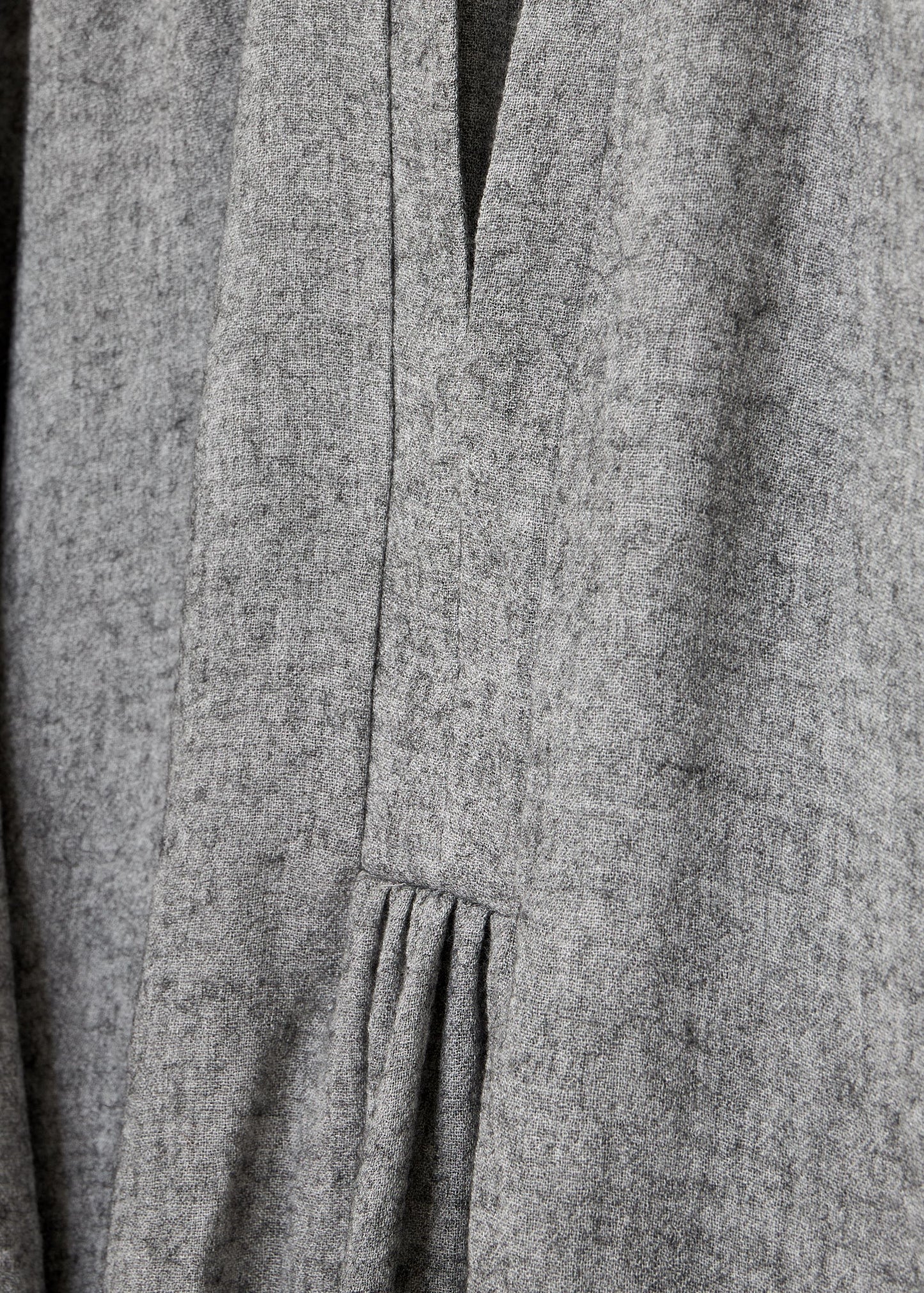 【Whiteread / ホワイトリード】Gathered Back Shirt - Granite
