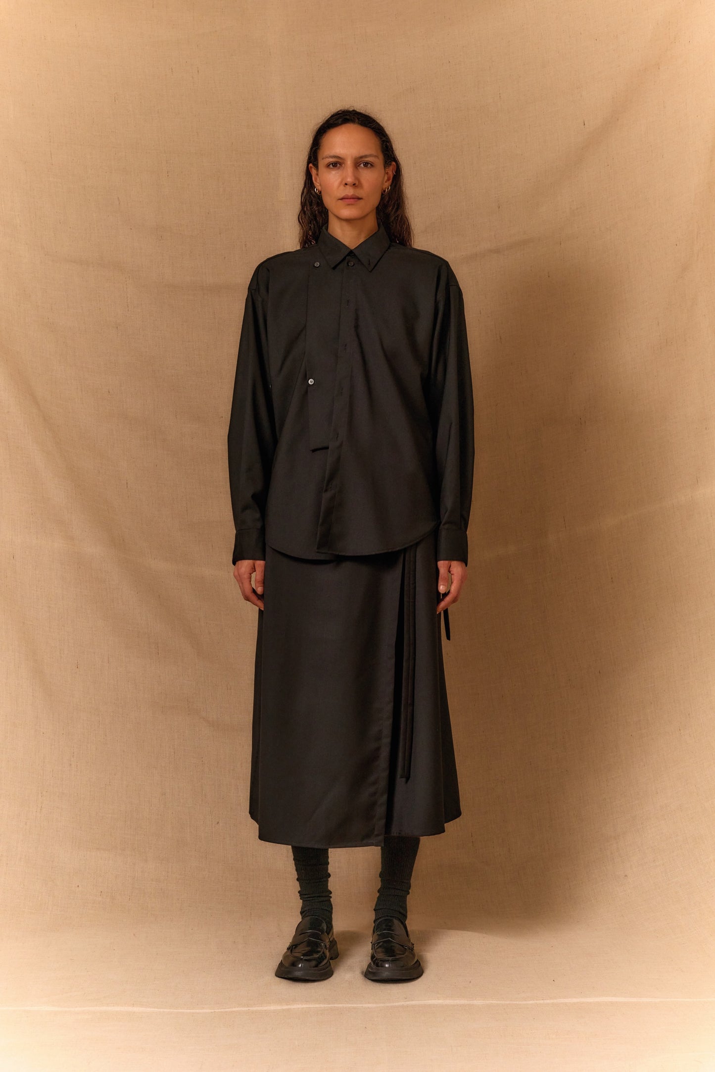 【WRIGHT+DOYLE / ライトアンドドイル】Overlap Kilt - Ebony