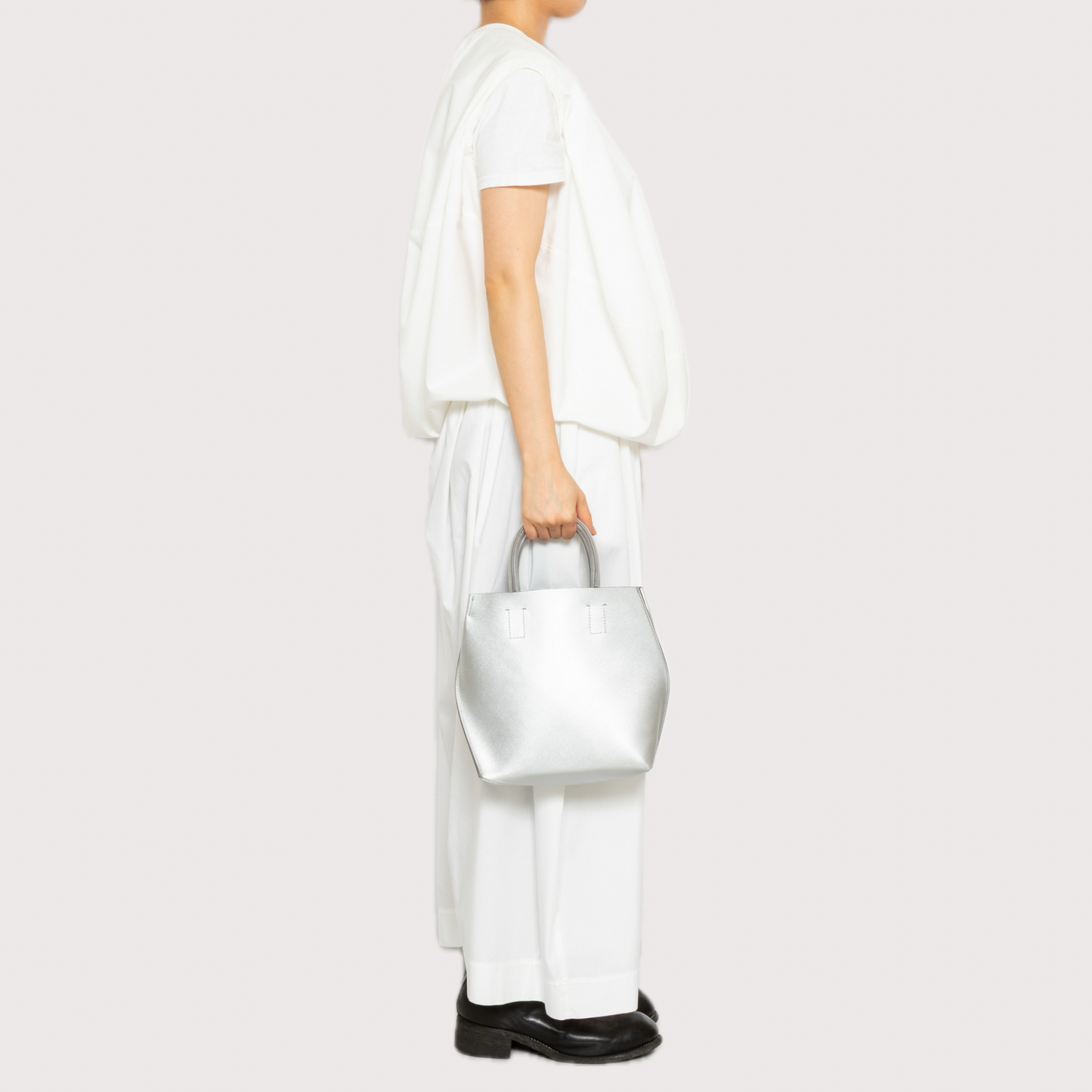 【COURTNEY ORLA / コートニーオーラ】SLOPE tote S Smooth L. - Silver