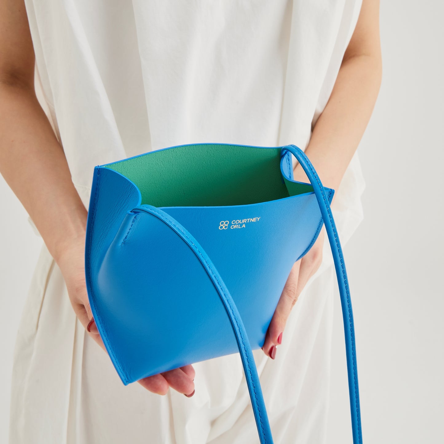 [Courtney Orla] SLOPE tote mini Smooth L. - Blue