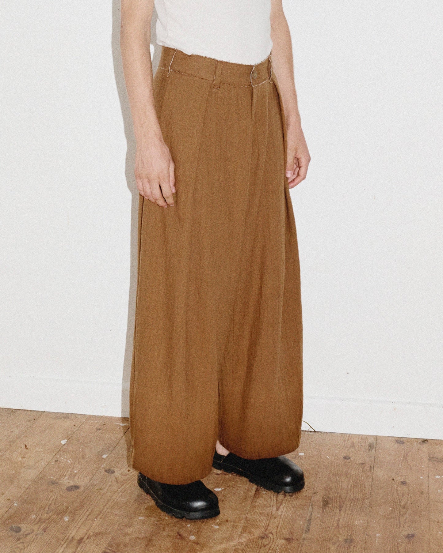 【WRIGHT+DOYLE / ライトアンドドイル】Kassel trousers - Ochre Pinstripe