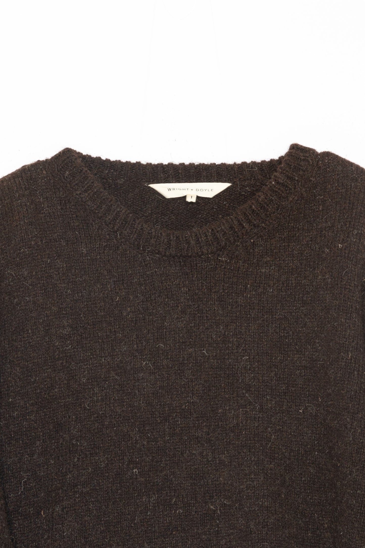 【WRIGHT+DOYLE / ライトアンドドイル】Welsh Black Crew Neck Jumper - Cacao