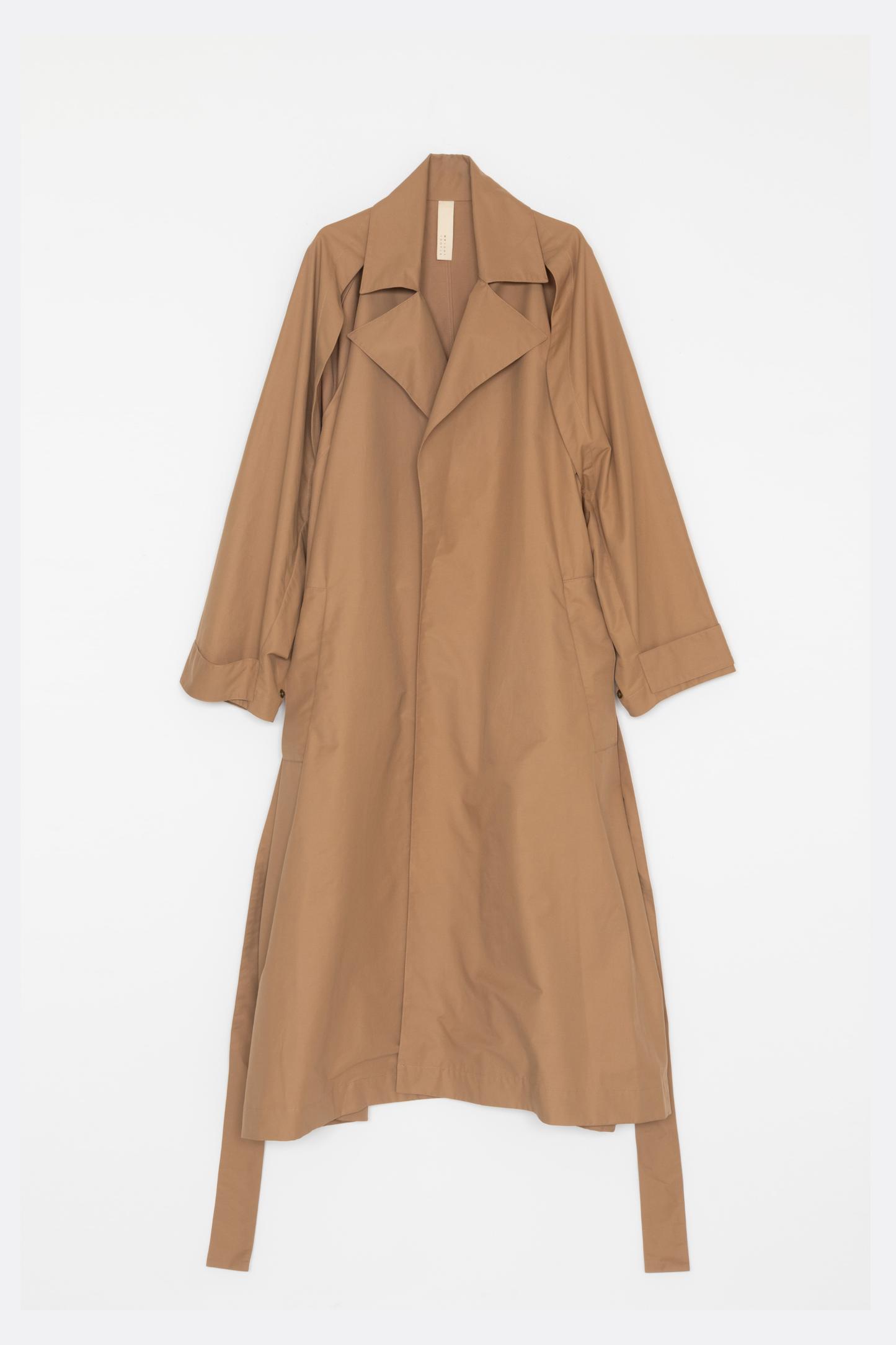 【WRIGHT+DOYLE / ライトアンドドイル】Belted Mac - Sand
