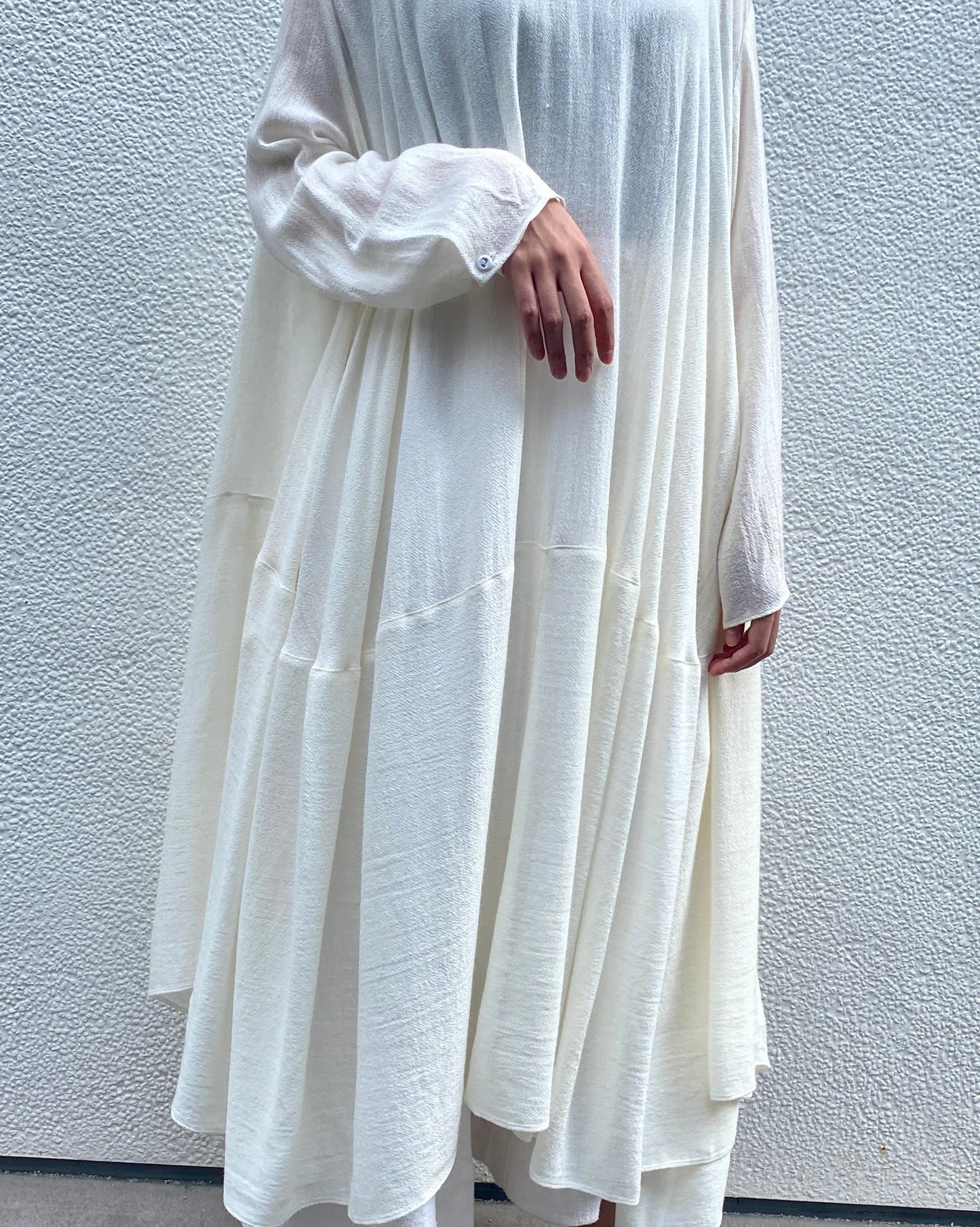 [Whiteread] Eclipse Dress with Sleeves - Salt
