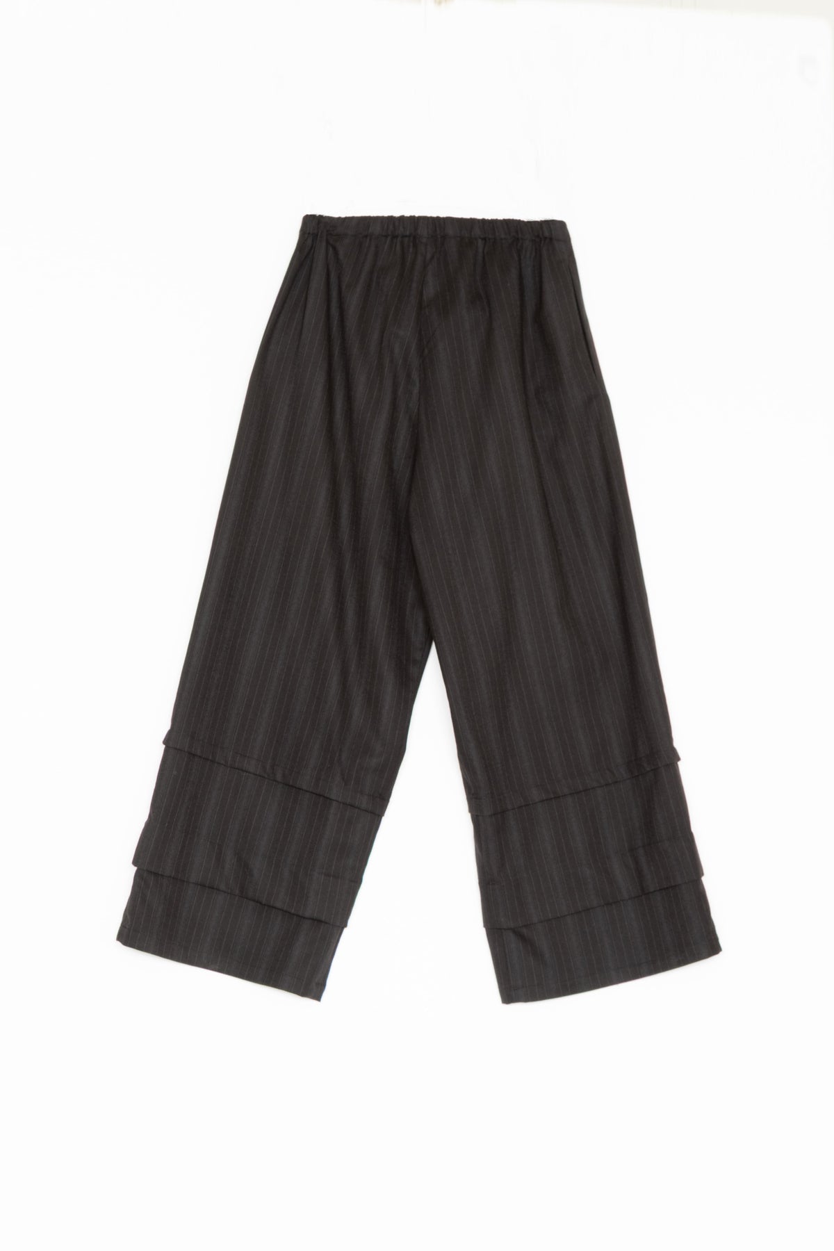 【Whiteread / ホワイトリード】Pintuck Trousers - Coal Stripe