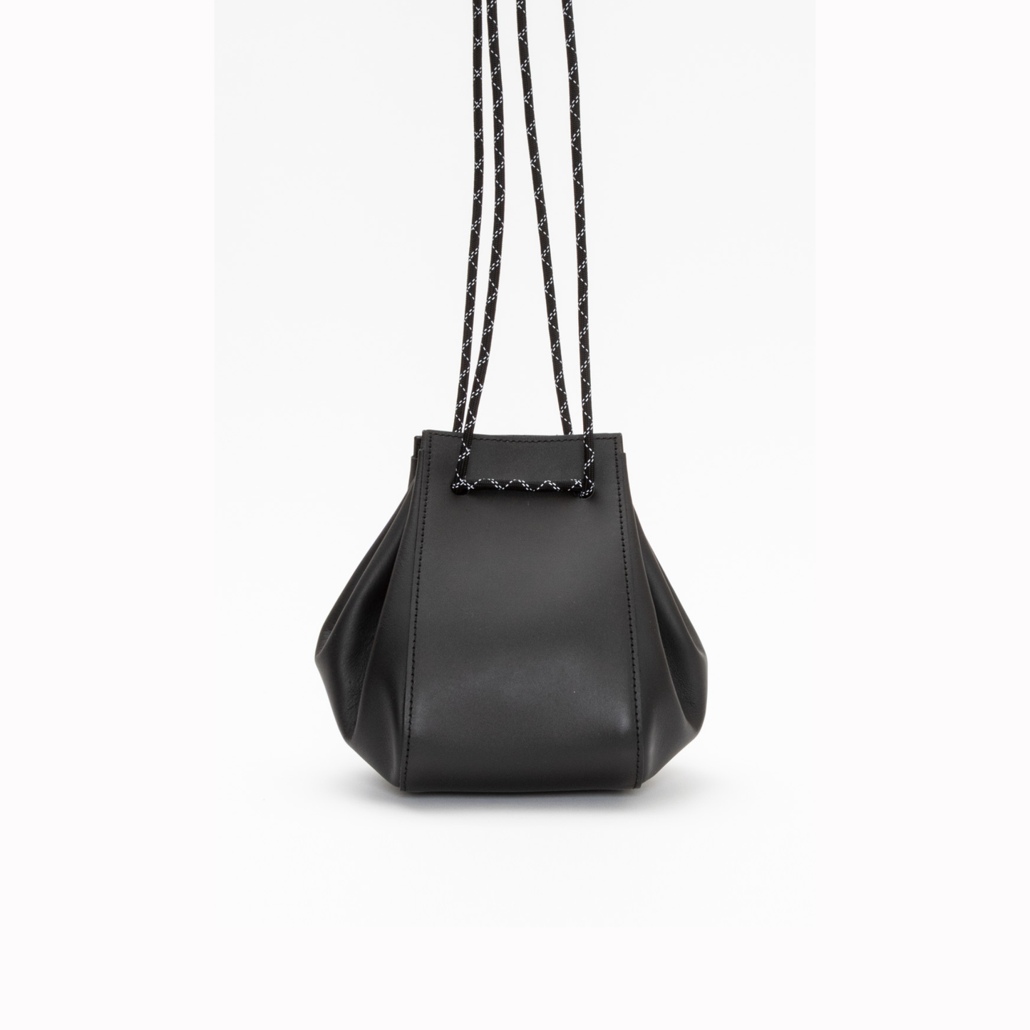 【COURTNEY ORLA / コートニーオーラ】ORB mobile （rope）- Black