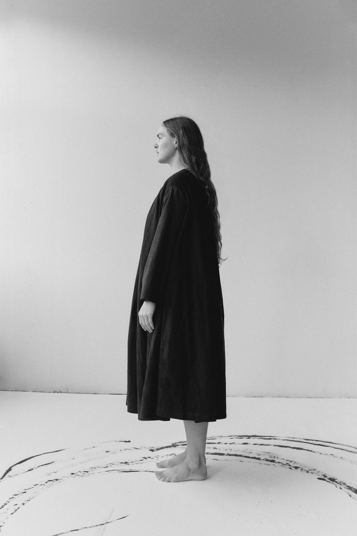 【Whiteread / ホワイトリード】Eclipse Dress with Sleeves - Ebony Linen