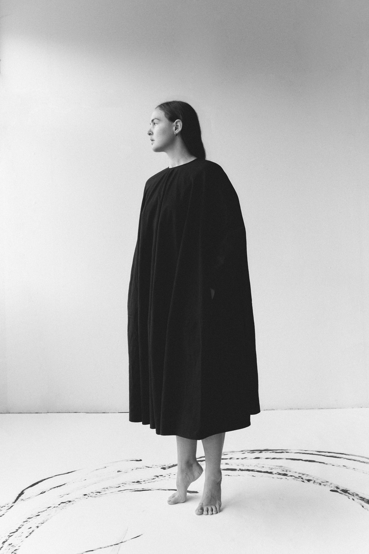 【Whiteread / ホワイトリード】Eclipse Dress with Sleeves - Ebony Linen